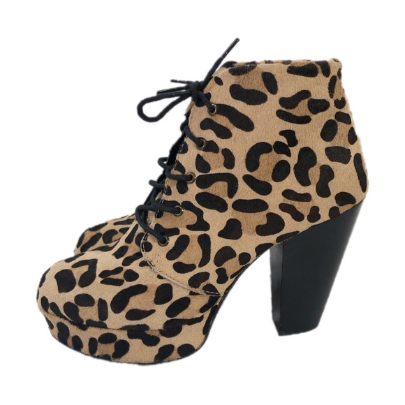 Steve Madden Shoes - Steve Madden Raspy Leopard Booties, Size 9.5